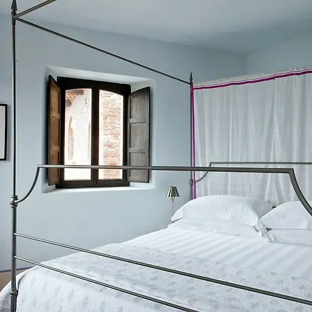 Ferienhaus Heritage In With Swimming Pool Gabiano